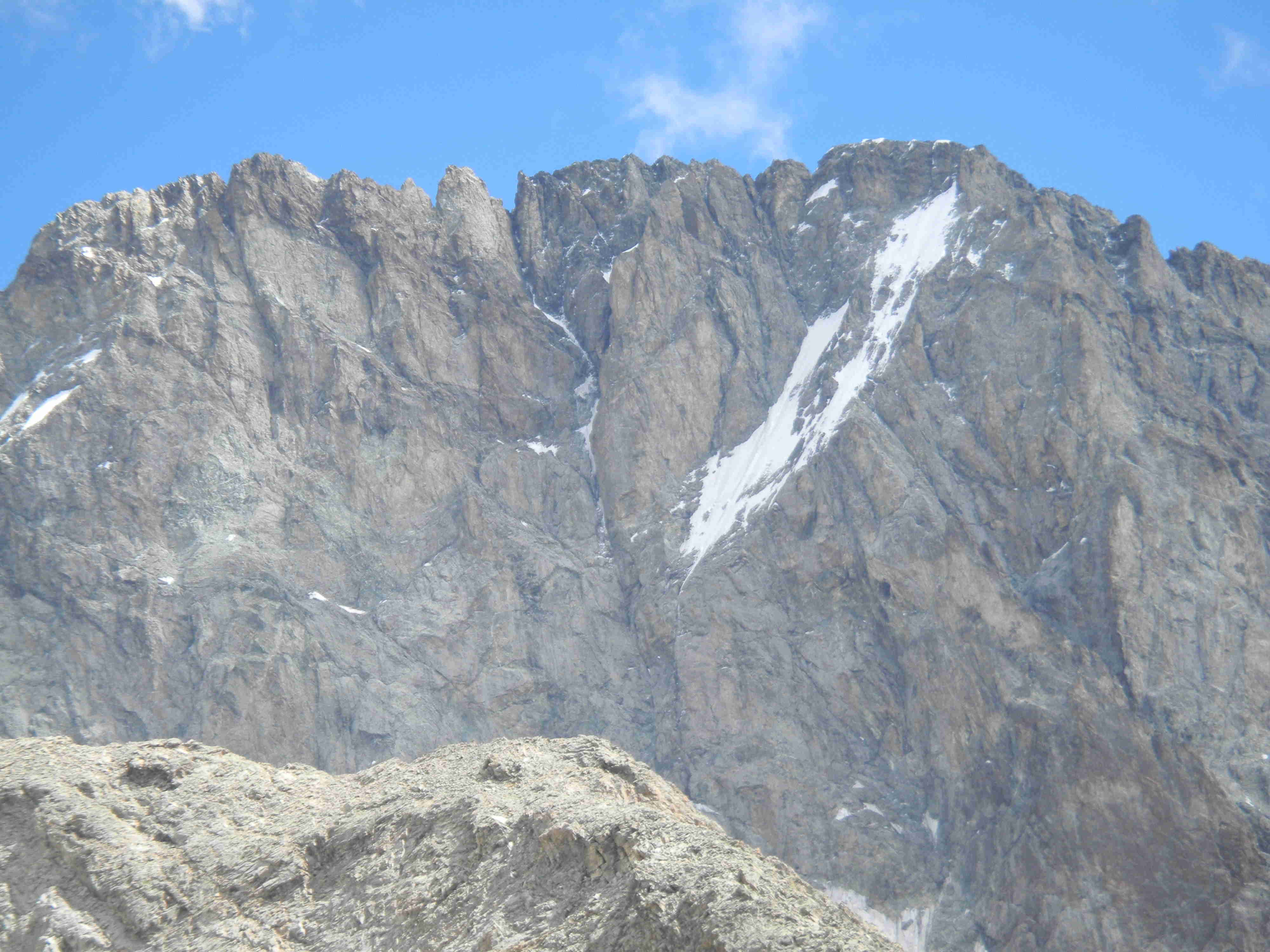 La muraille nord-ouest de l'Ailefroide